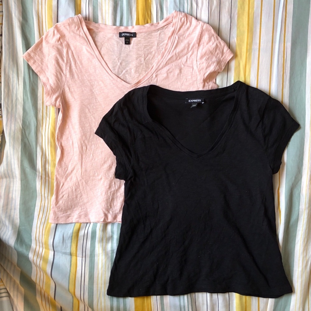 Express Relaxed V-Neck Tee - Black, Pink
